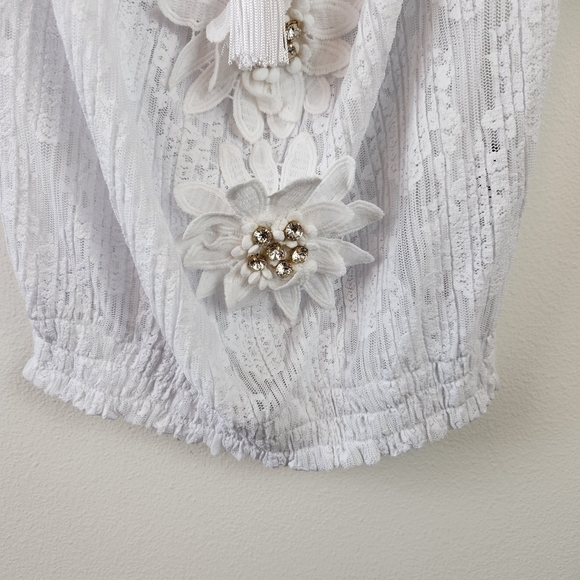 Boston Proper Lace Embellished White Top Size Small NWOT boho Summer Vacation - Picture 3 of 9